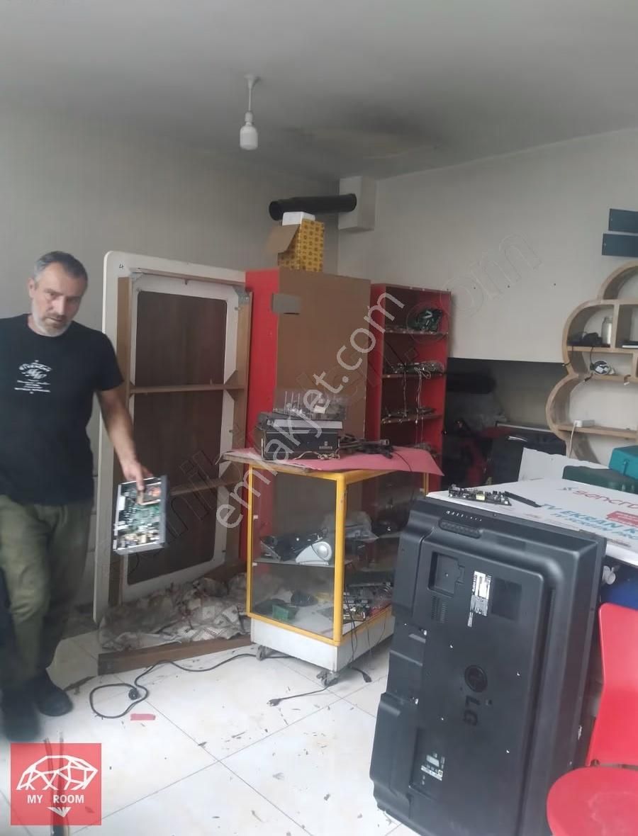 Ümraniye Çamlık Mahallesinde Deposu Bulunan Kiralık Dükkan - Görsel 5