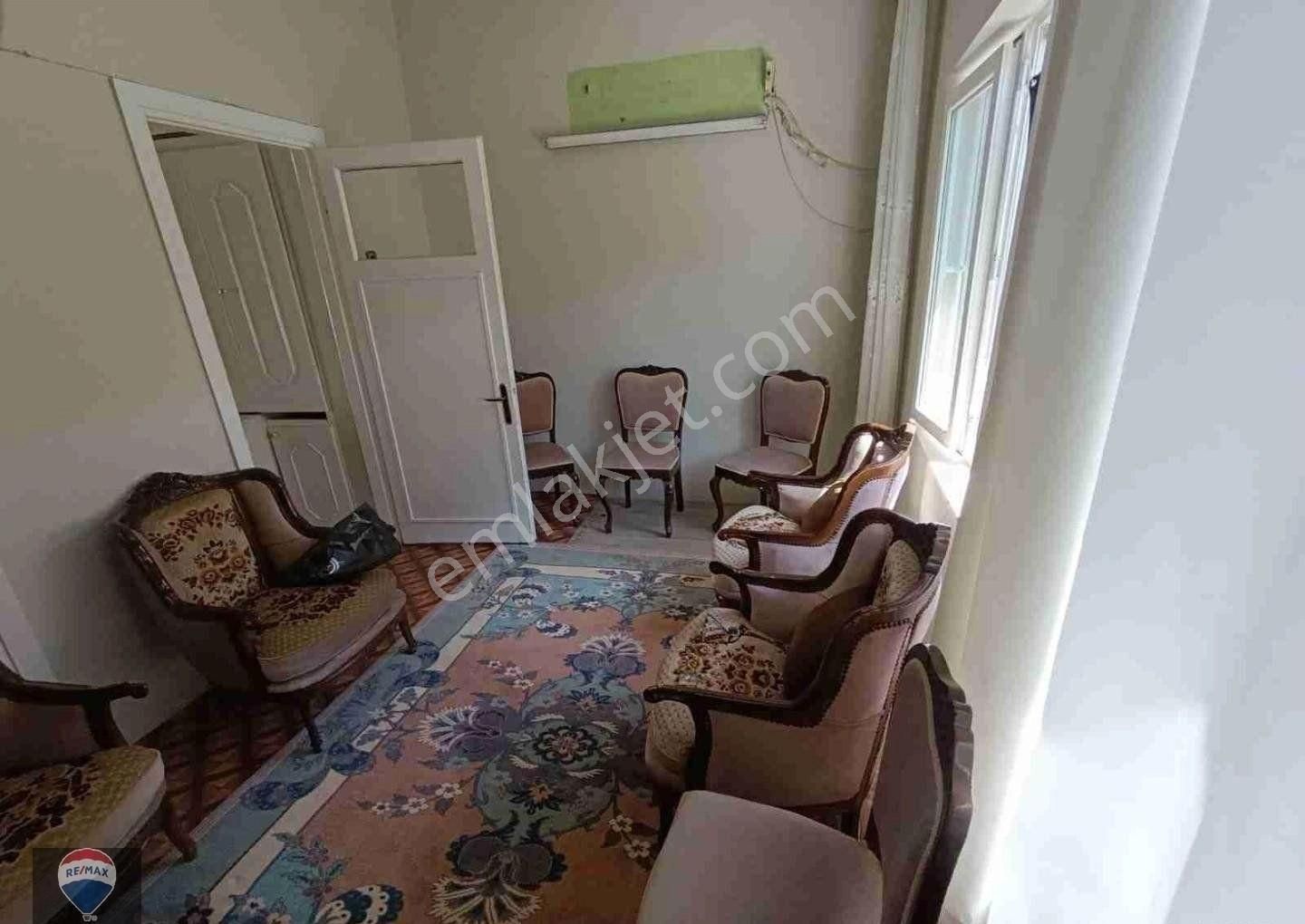 Germencik Ortaklar Mah. Çarşıda Satılık Ev Ve Dükkan - Görsel 3