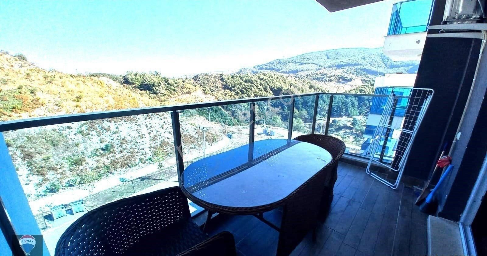 Kıralık-eşın Golf Resort 1 Oda 1 Salon Ara Kat Eşyalı Daıre...