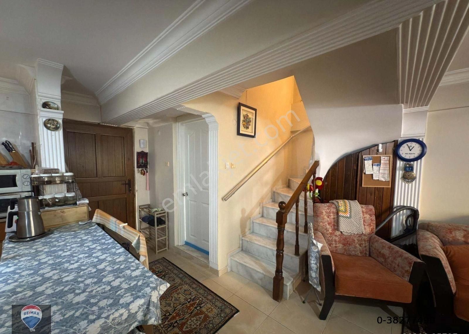 Satılık Kuşadası Soğucak Aytaç Sitesi 5 Oda 2 Salon Havuzlu İkiz Villa... - Görsel 16