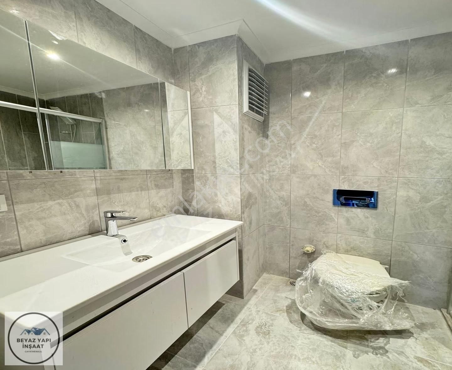 Beyaz Yapı'dan Metroya Yakın Lokasyonda İskanlı 2+1 Ara Kat - Görsel 10