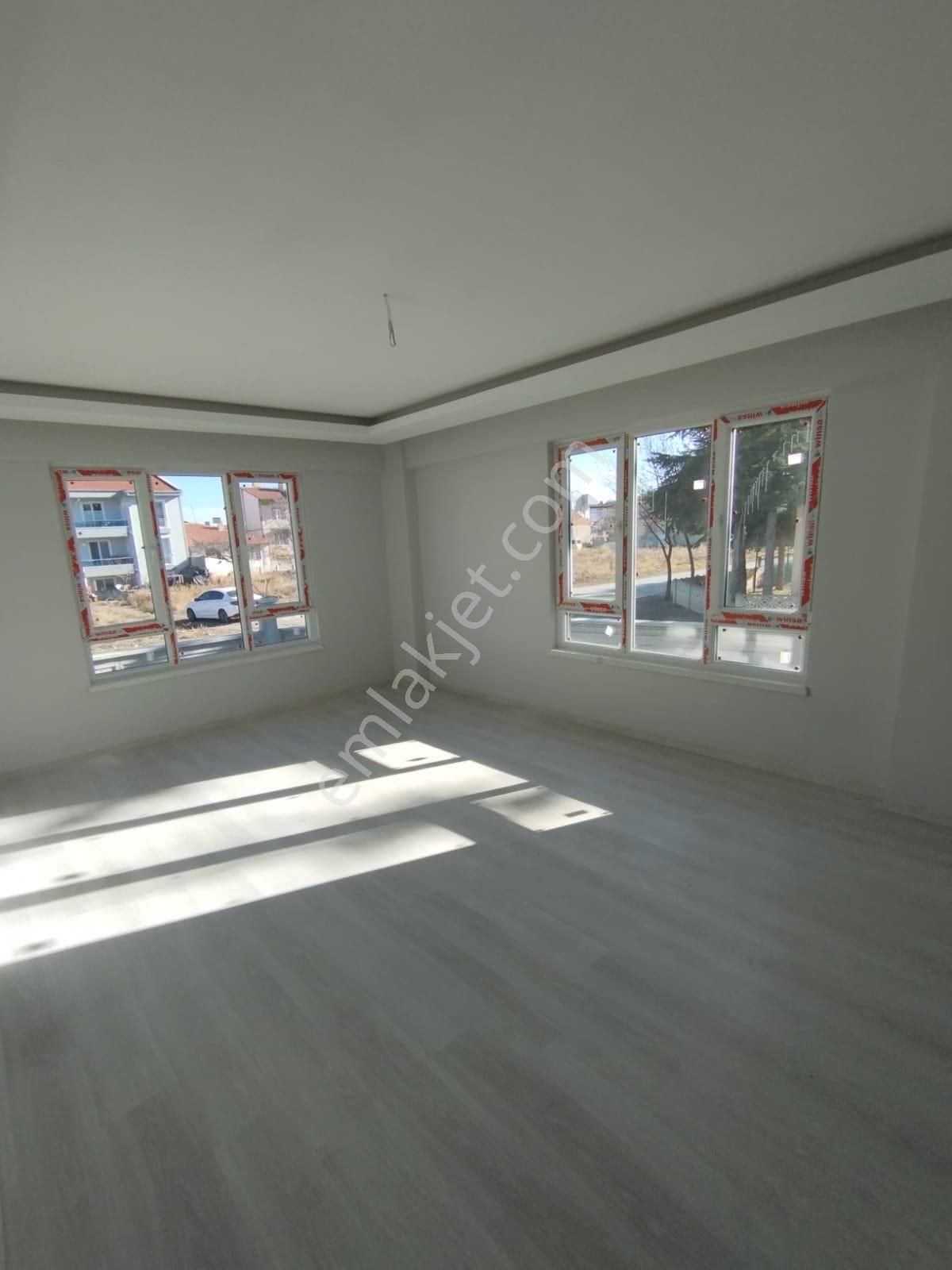 Afyon Yenice Mahallesinde Satılık 3+1 Daire - Görsel 5