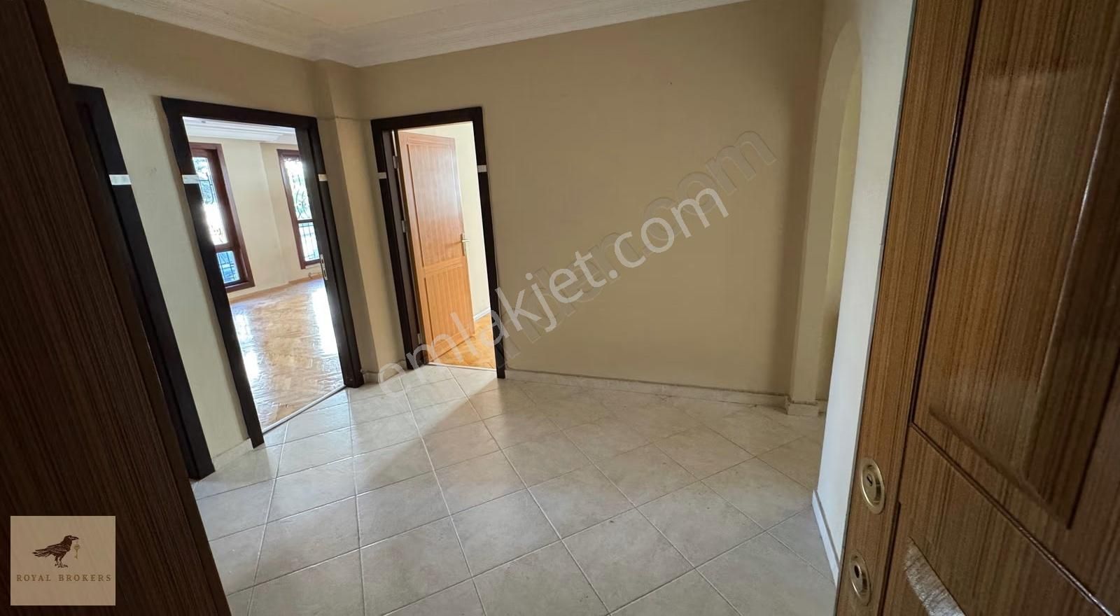 Kiralık, Hilal, 686 Sokak, 4+1, Geniş Ve Bakımlı Genç Binada Boş - Görsel 10