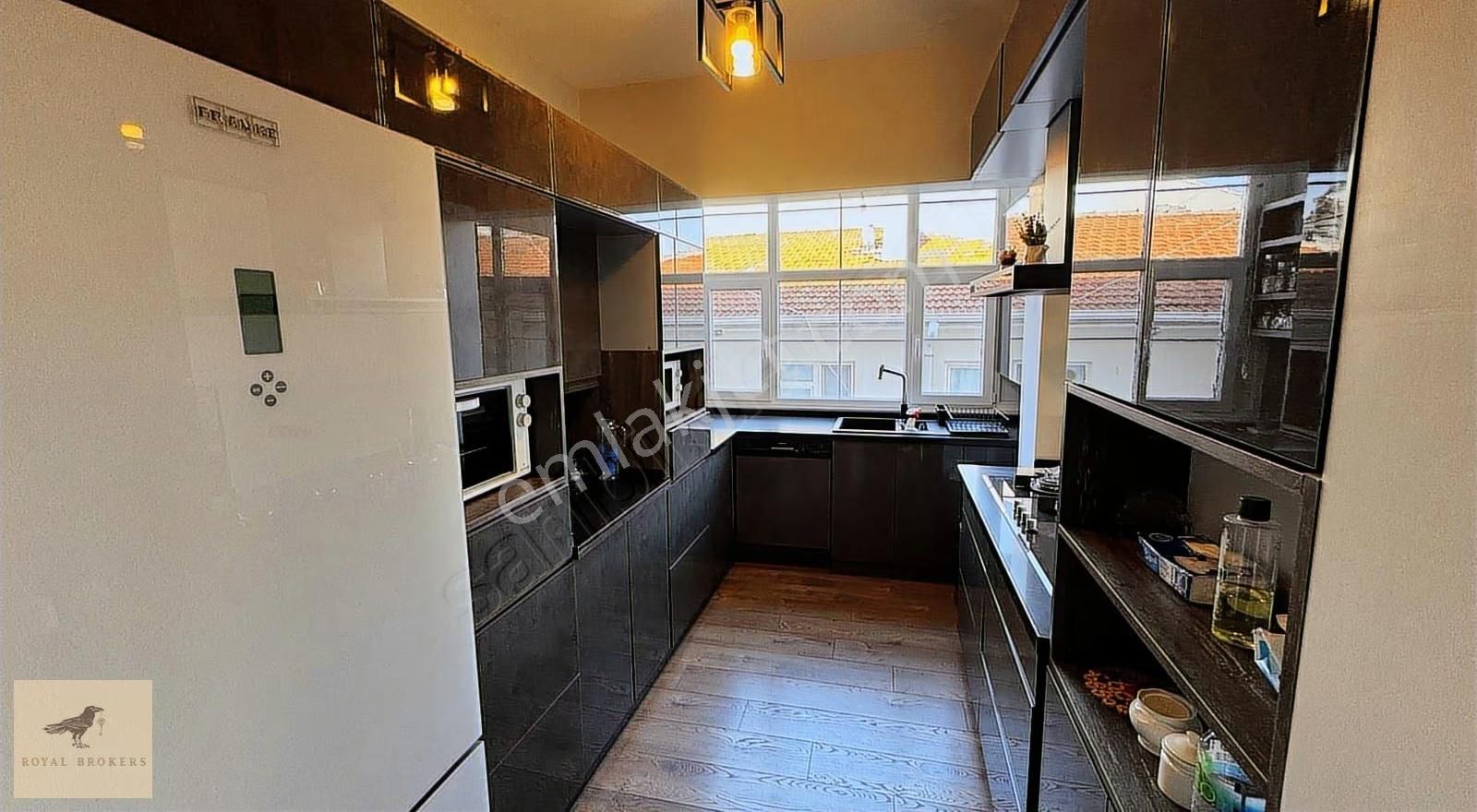 Kiralık, Full Eşyalı, Paris Caddesi, 3. Kat, 3+1,furnıshed Rent - Görsel 7