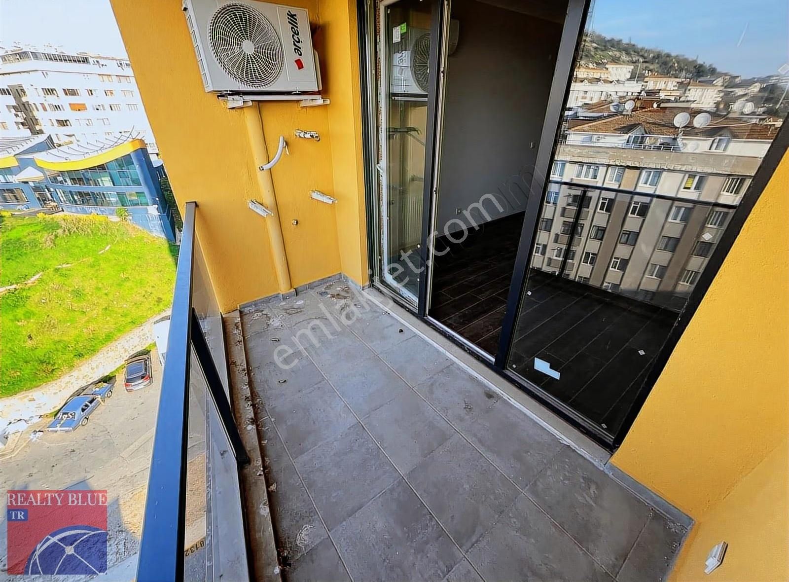 Pendik Çınardere Masar Silver Sitesi'nde Satılık 2+1 Daire - Görsel 2