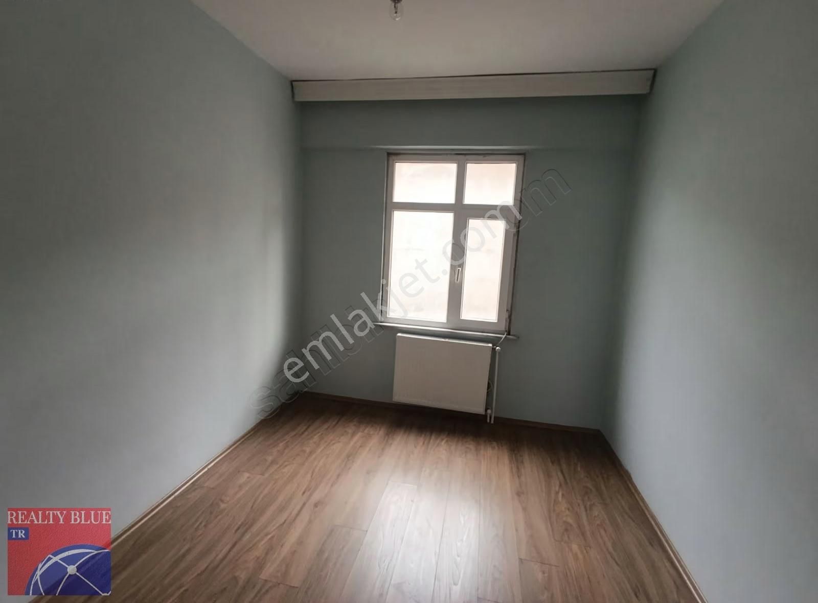 Sultanbeyli Ahmetyesevi Mahallesinde Geniş 3+1 Kiralık Daire - Görsel 2