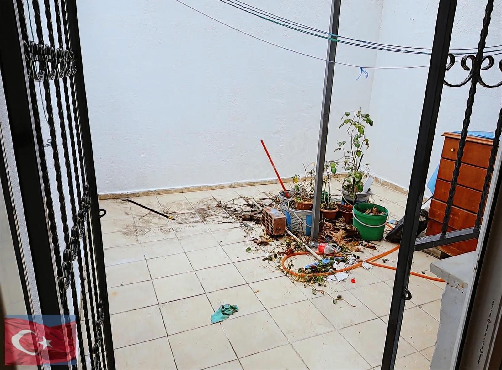 Kocamustafaşa Merkezi Konum Müstakil Bahçeli 90mk 2+1 - Görsel 19