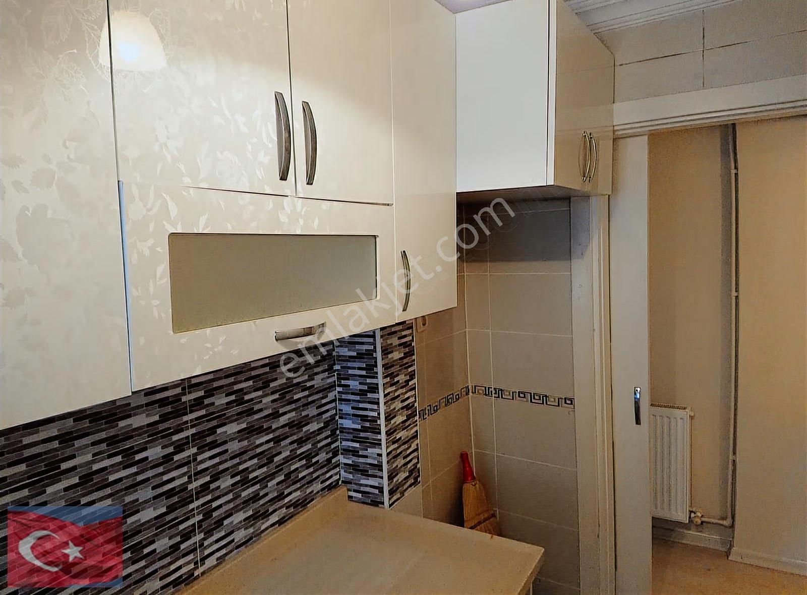 Kocamustafaşa Merkezi Konum Müstakil Bahçeli 90mk 2+1 - Görsel 29