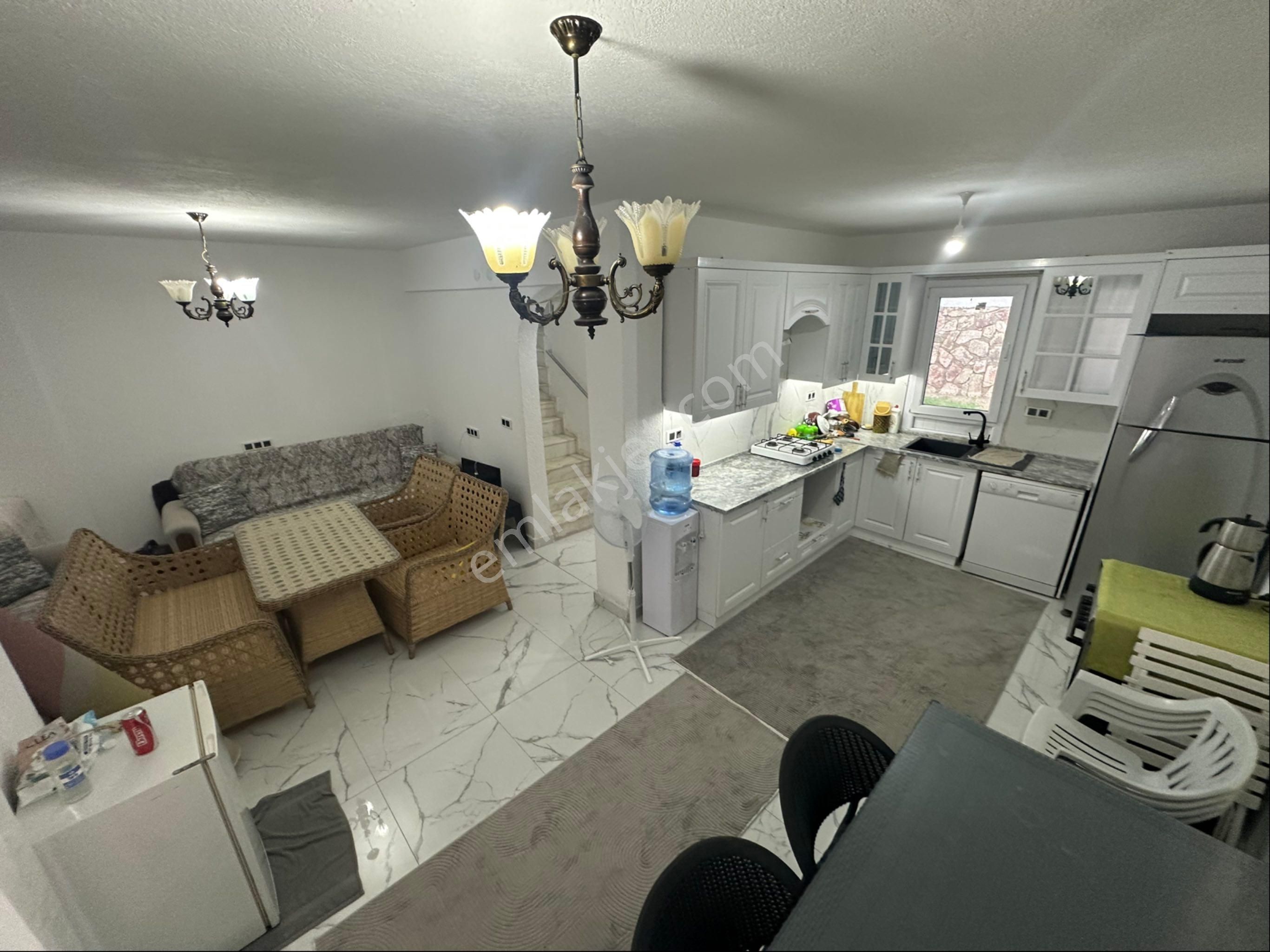 Seferihisar Doğanbey De Satılık 4+1 Yazlık Villa Deniz Manzaralı - Görsel 13