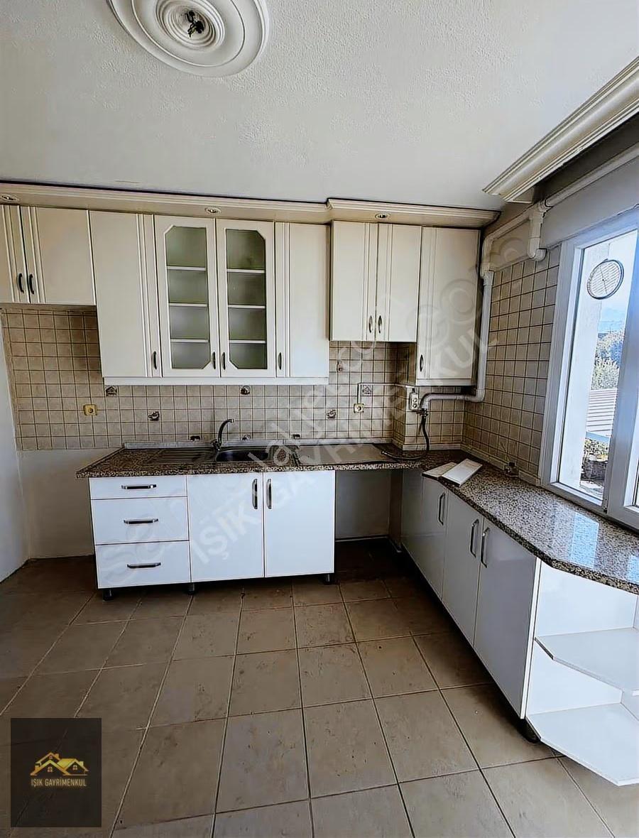 Işık Gayrimenkul'den Satılık Kurtuluş Mh. Bakımlı 3+1 Daire - Görsel 15