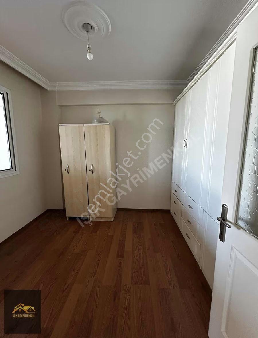 Işık Gayrimenkul'den Satılık Kurtuluş Mh. Bakımlı 3+1 Daire - Görsel 8