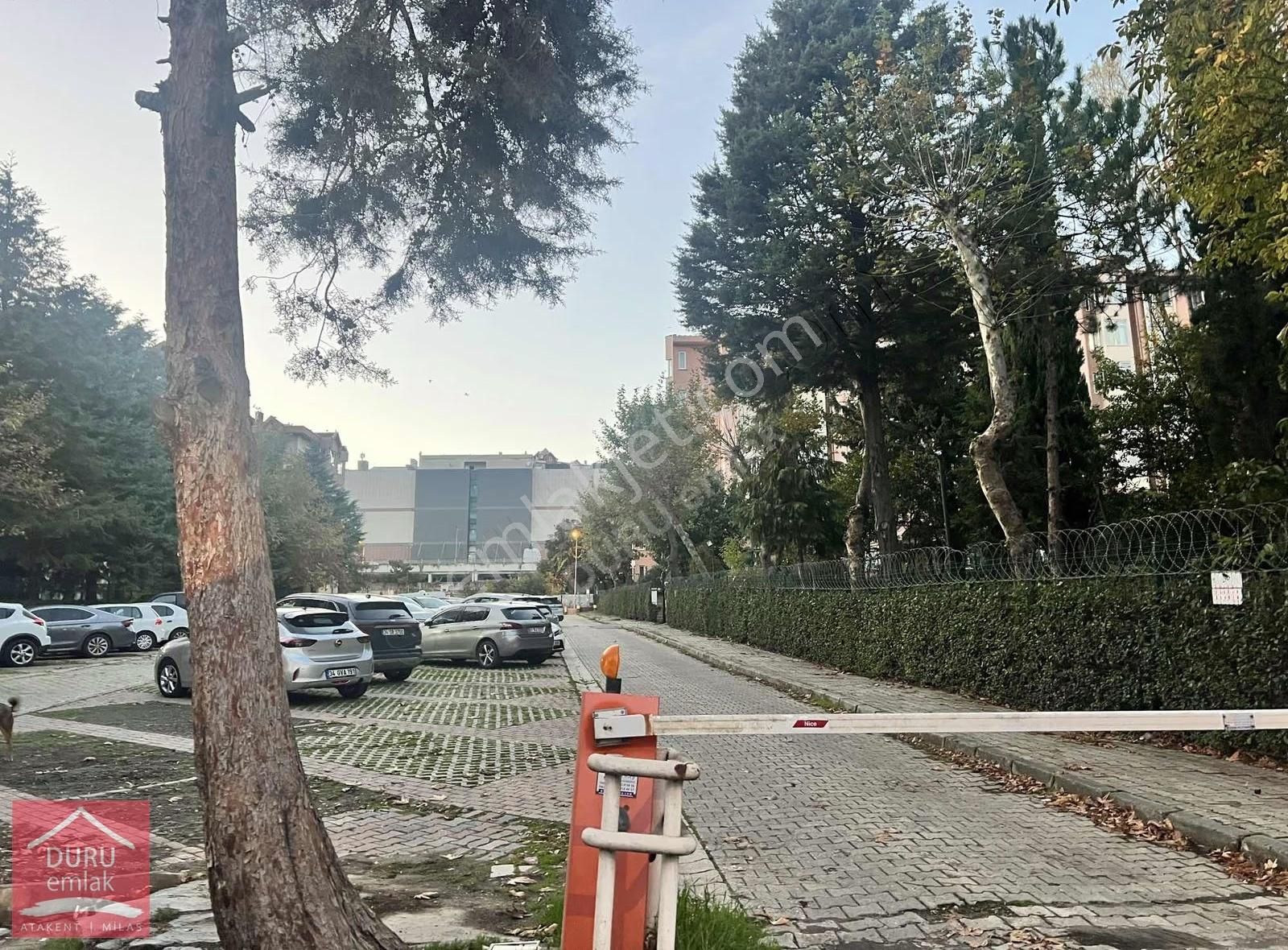 Esenkent Defne Evleri' Nde 140 M2 3+1 Kiralık Daire - Görsel 26