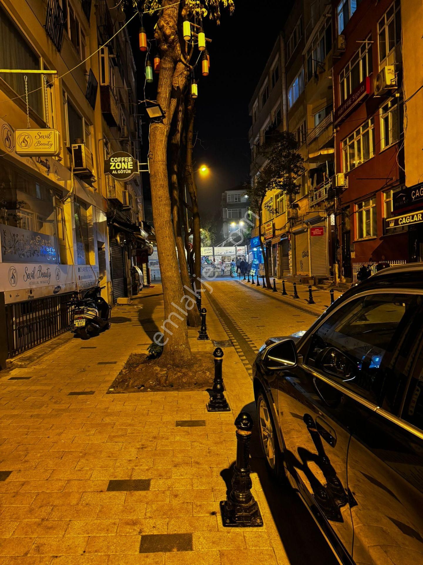 Alyans Life İnşaat'tan Bakırköy Meydana Yakın Satılık Dükkan - Görsel 2