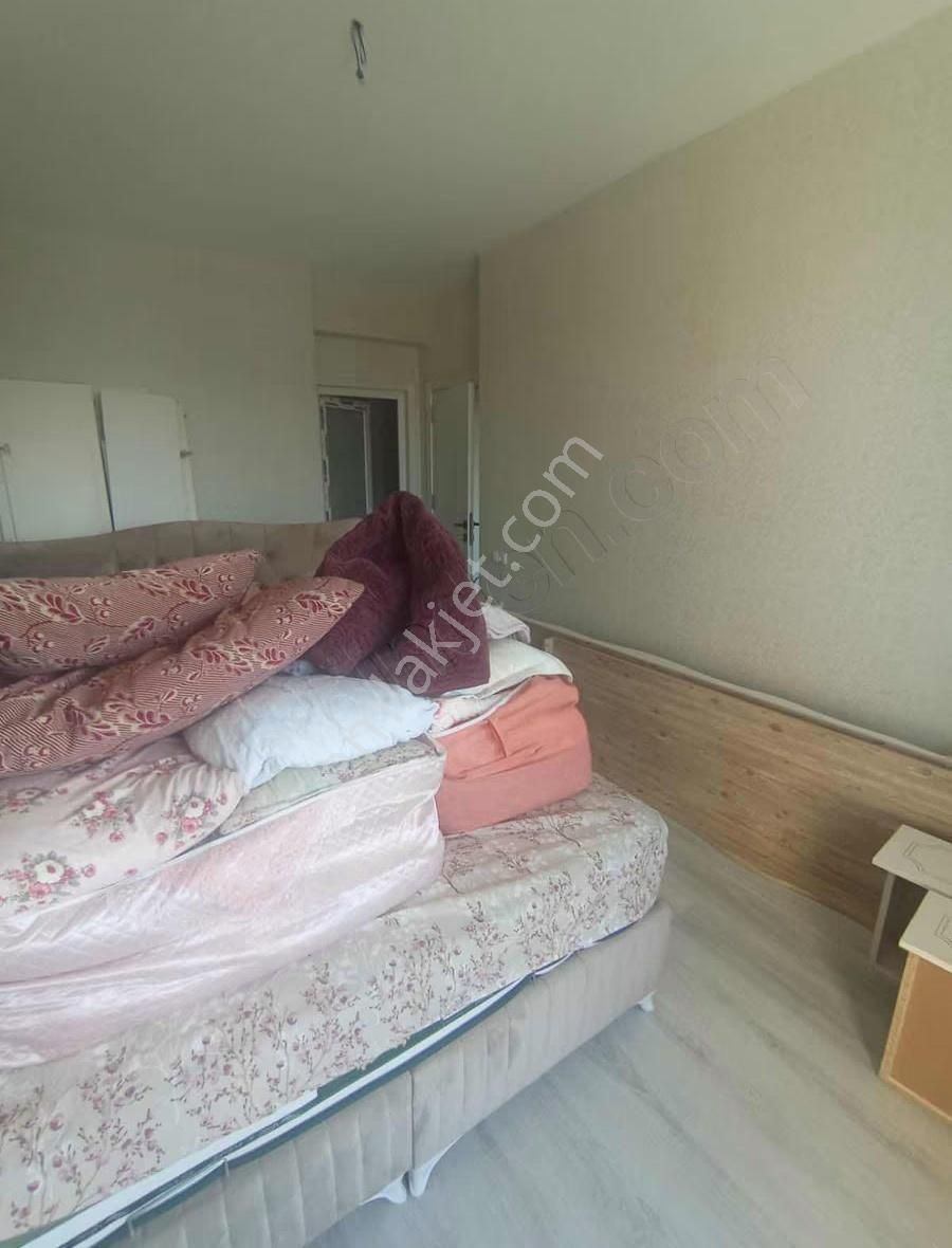 Ulubatlıhasan Mah Kırbaşı Cad Sıfır 3+1 Geniş Site İçi Daire - Görsel 18