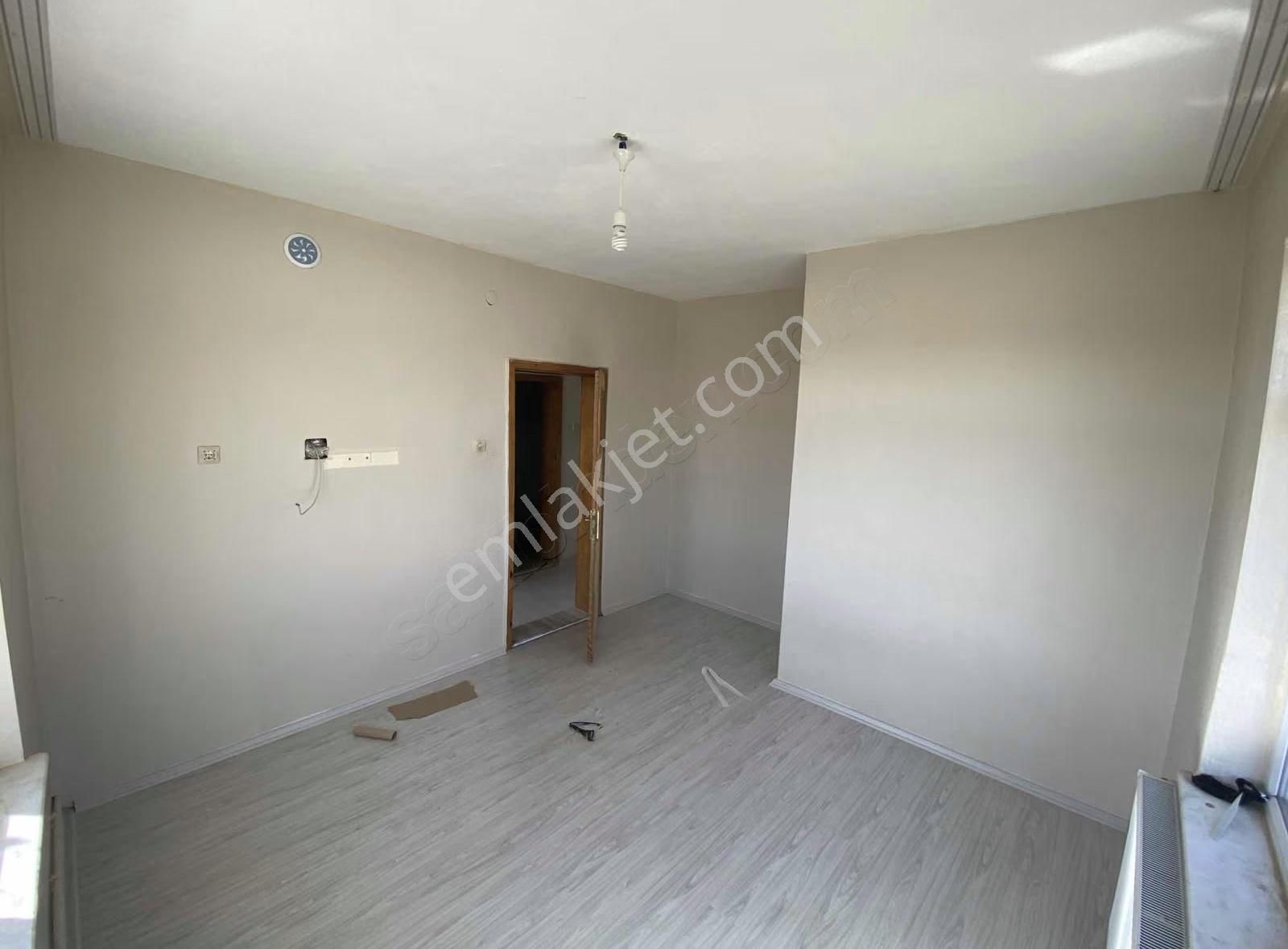 -_parsana Mah 3+1 Abdülhamidhan Cad Yakın Kombili Daire-_ - Görsel 33