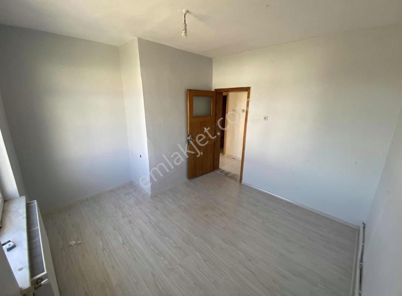 -_parsana Mah 3+1 Abdülhamidhan Cad Yakın Kombili Daire-_ - Görsel 14