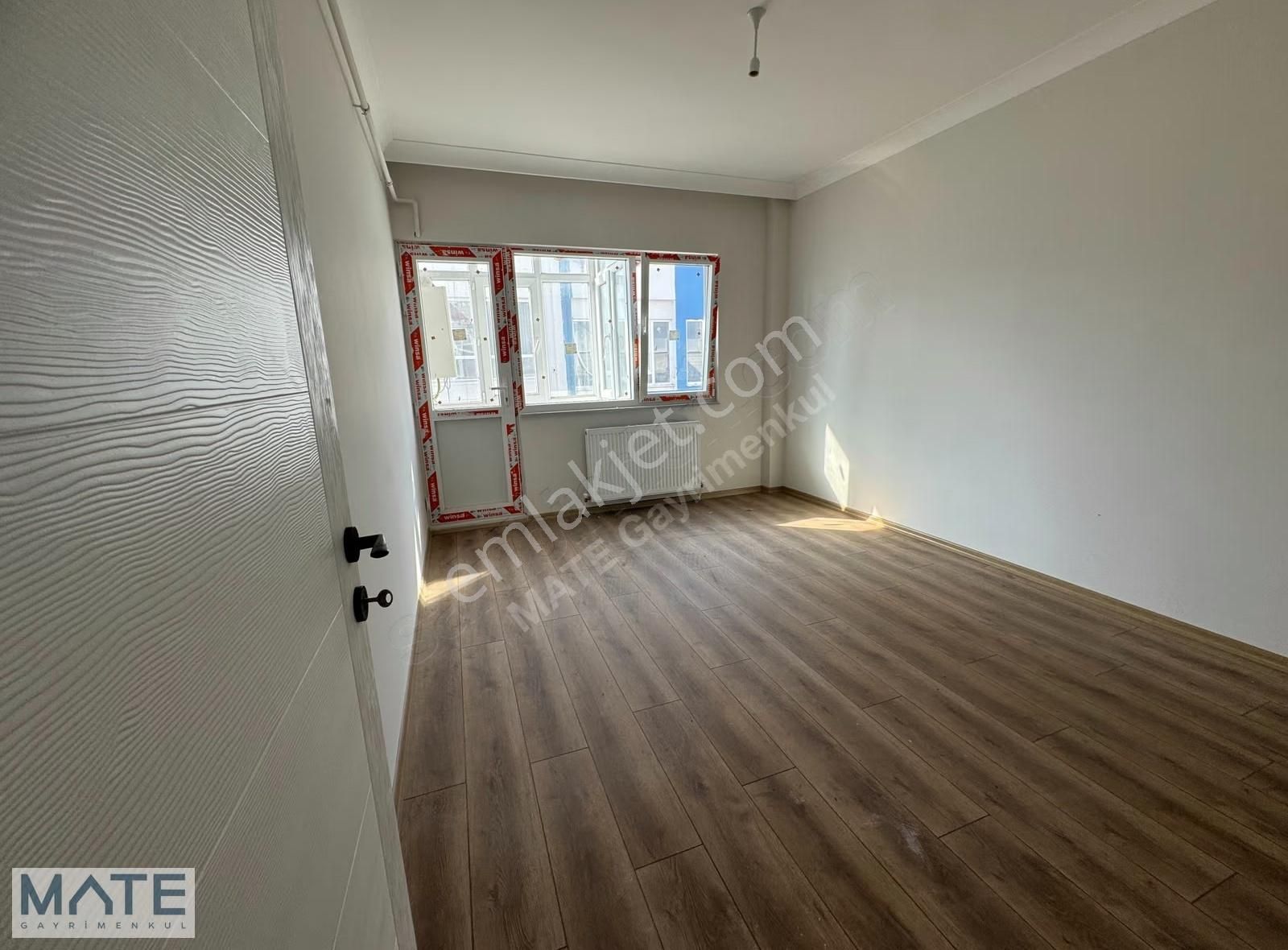 Çarşı Merkezde Doğalgaz Kombili Yeni Tadilatlı 2+1 Satılık Daire - Görsel 24