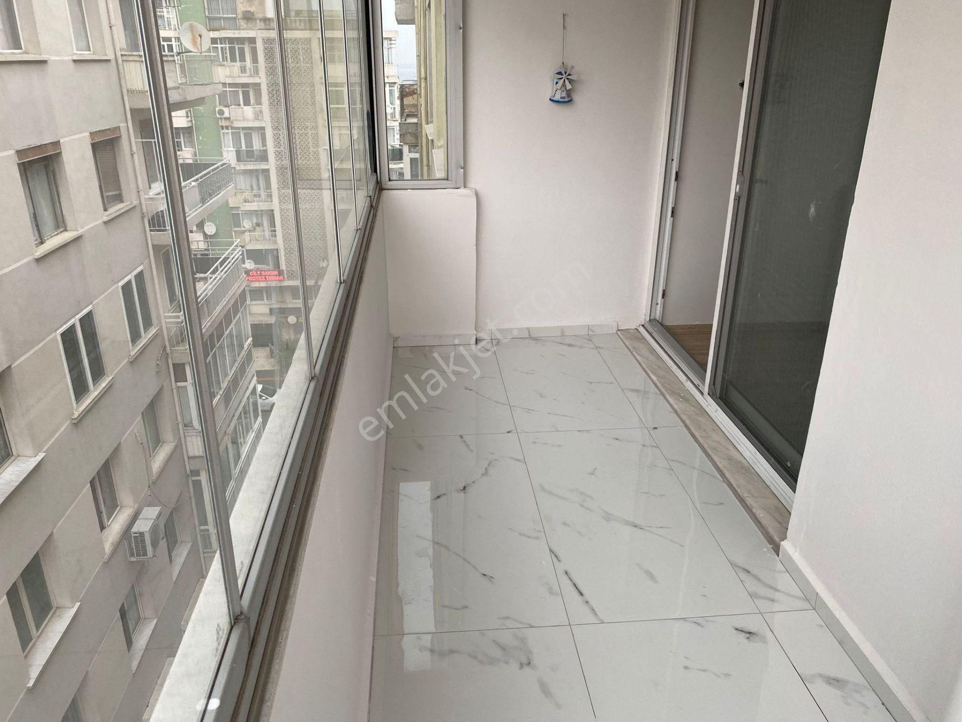 Hatay Metrocıkışı Caddeüzeri Otoparklı Bakımlı - Görsel 20