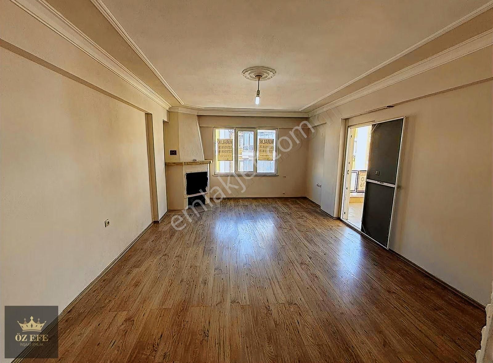 Küçükkuyu Sahilde Kiralık 3+1 Daire - Görsel 15