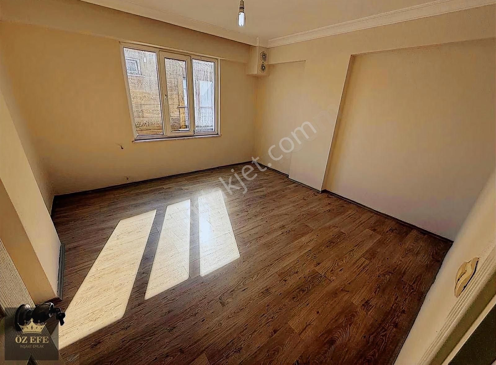 Küçükkuyu Sahilde Kiralık 3+1 Daire - Görsel 16