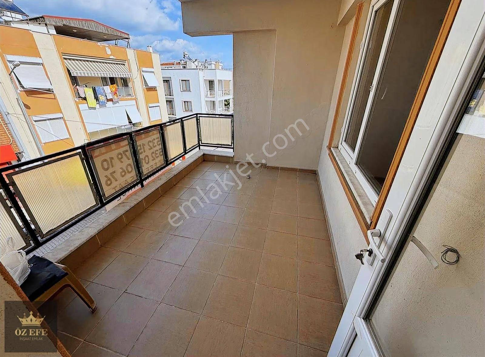 Küçükkuyu Sahilde Kiralık 3+1 Daire - Görsel 30