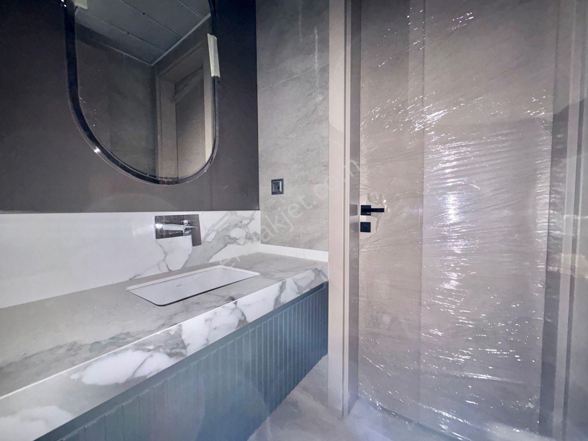 Gazze Caddesi Point Meram'da Ebeveyn Banyolu 3+1 Arakat Daire - Görsel 23