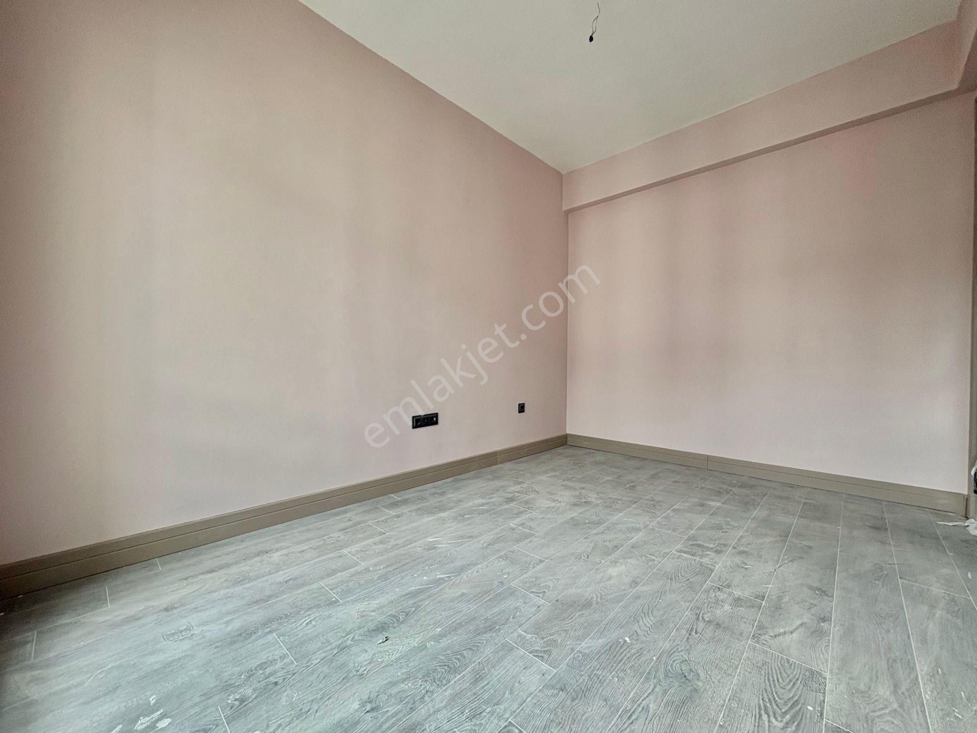 Gazze Caddesi Point Meram'da Ebeveyn Banyolu 3+1 Arakat Daire - Görsel 18