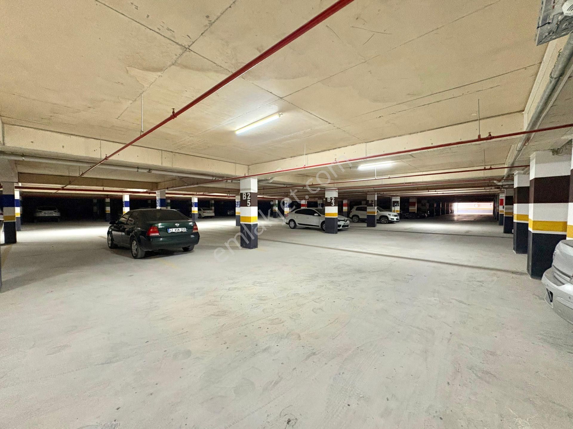 Gazze Caddesi Point Meram'da Ebeveyn Banyolu 3+1 Arakat Daire - Görsel 26