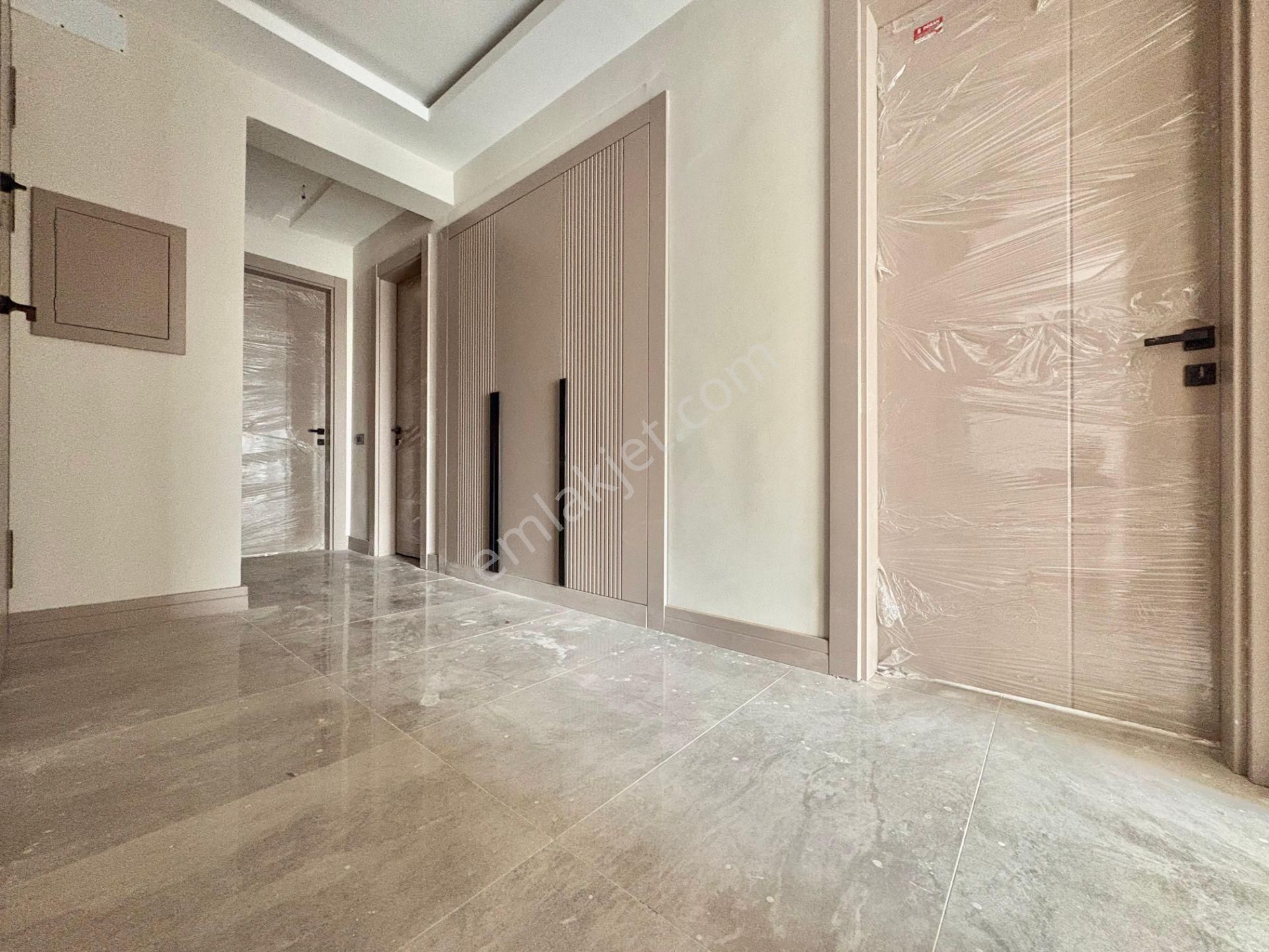 Gazze Caddesi Point Meram'da Ebeveyn Banyolu 3+1 Arakat Daire - Görsel 15