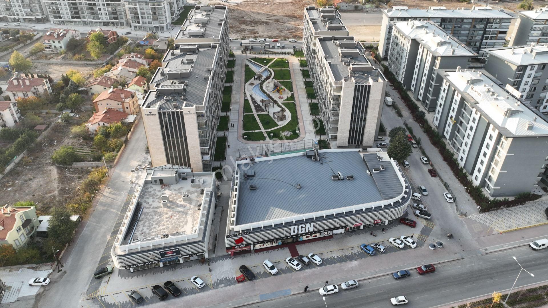 Gazze Caddesi Point Meram'da Ebeveyn Banyolu 3+1 Arakat Daire - Görsel 34