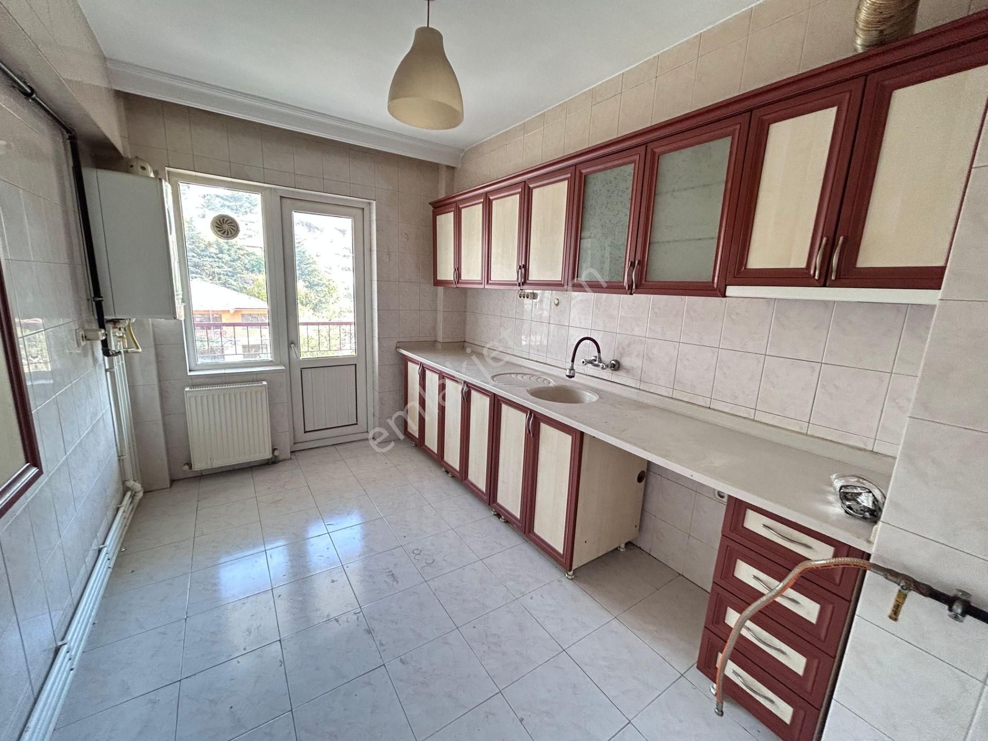 Lider Emlak'tan Protokol Yolunda 3+1 Satılık Daire - Görsel 4