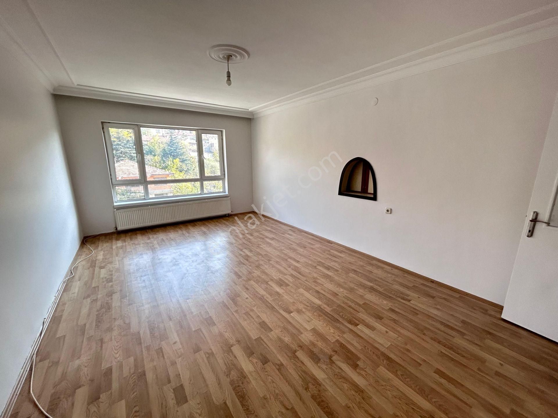 Lider Emlak'tan Protokol Yolunda 3+1 Satılık Daire - Görsel 9