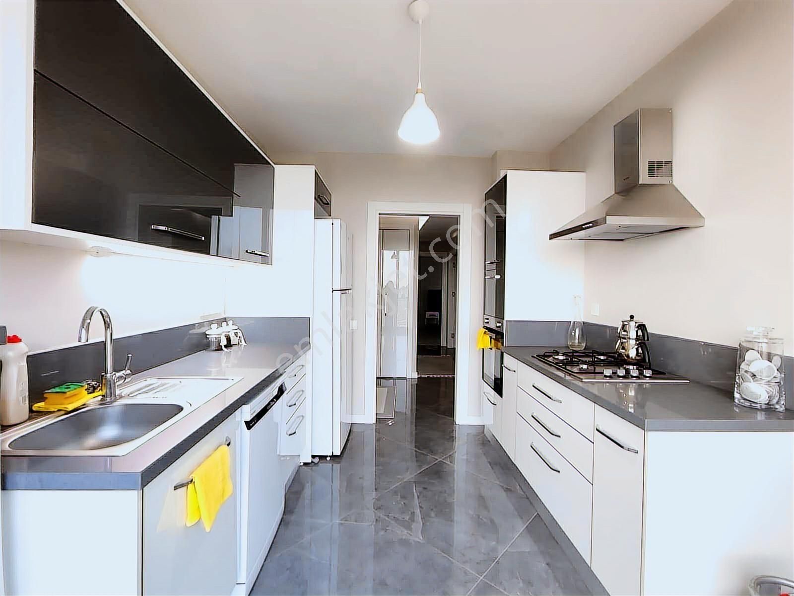 Başkut 'tan Körfez Mah.deniz Manzaralı Lux Satılık 3+1daire - Görsel 23