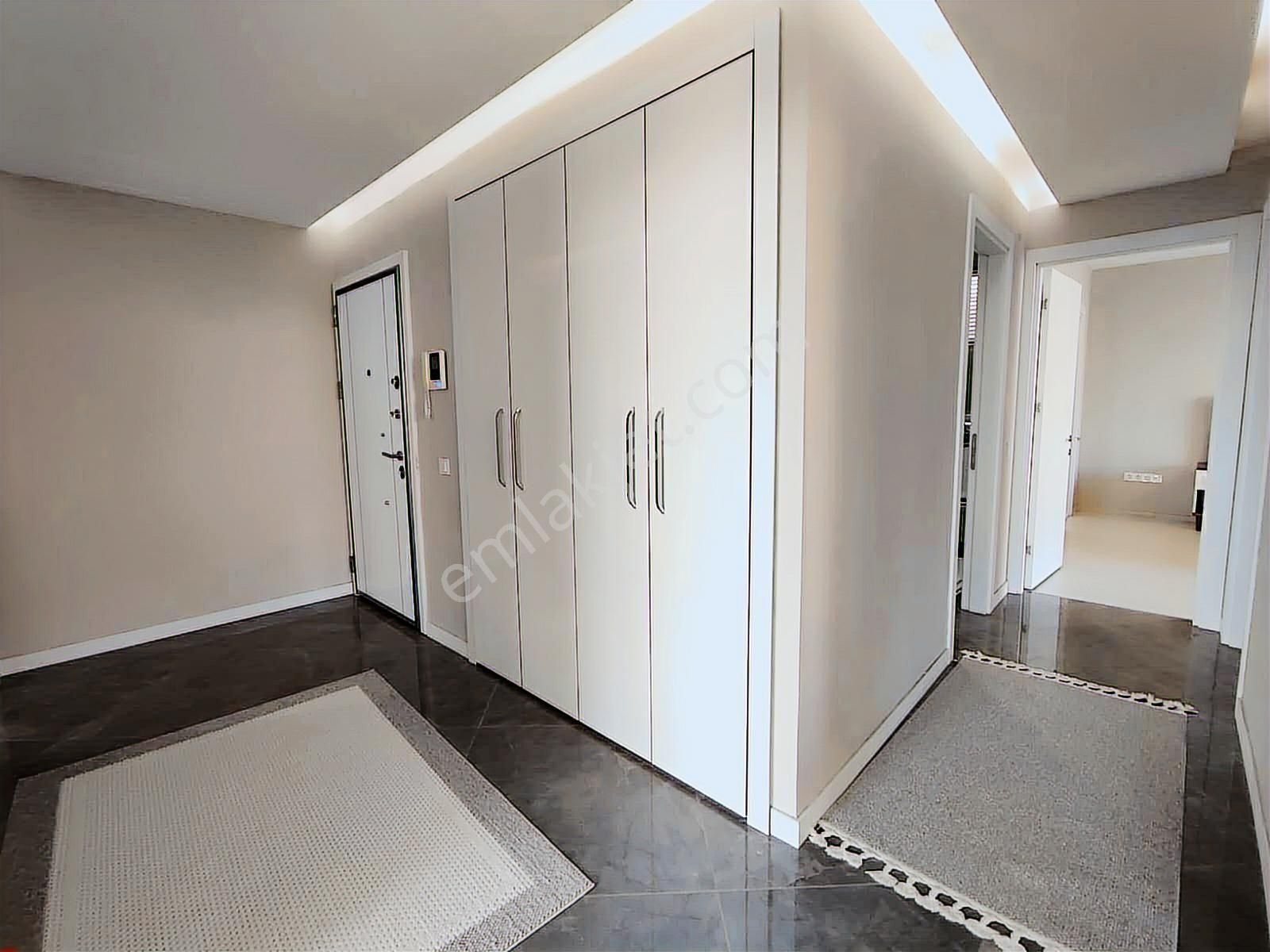 Başkut 'tan Körfez Mah.deniz Manzaralı Lux Satılık 3+1daire - Görsel 10