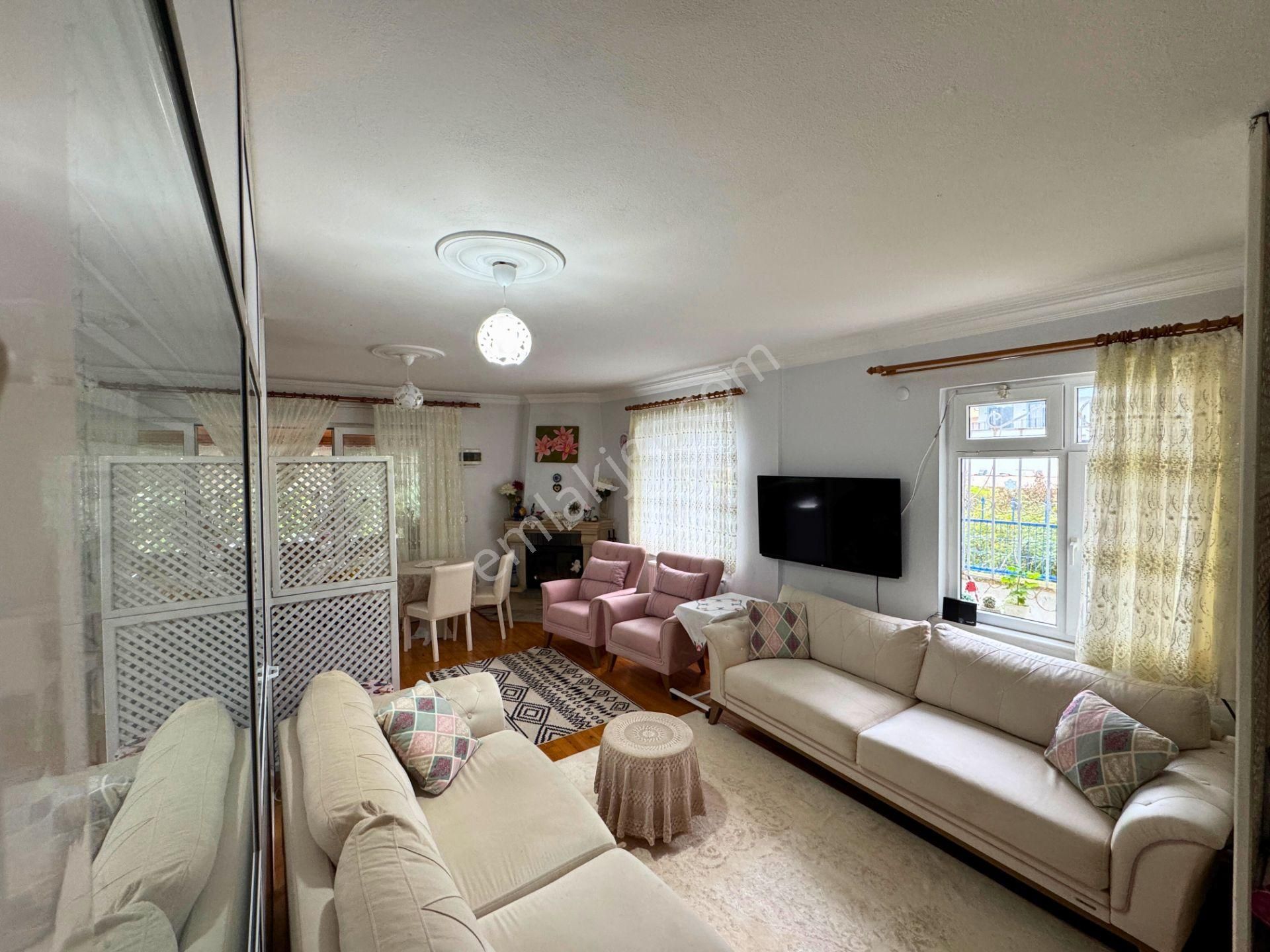 Şile Sahilköy'de 2 Katlı 3+1 Kiralık Müstakil Bahçeli Ev - Görsel 17