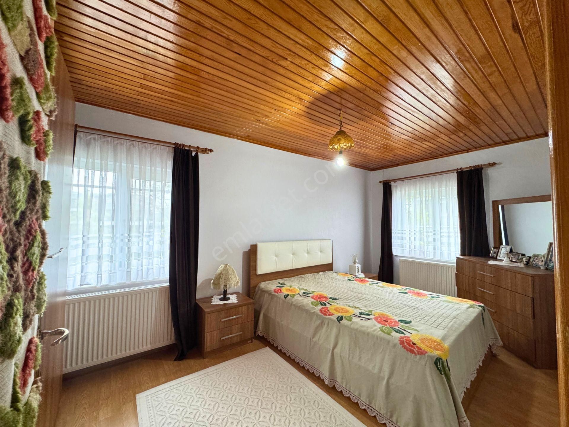 Şile Sahilköy'de 2 Katlı 3+1 Kiralık Müstakil Bahçeli Ev - Görsel 27