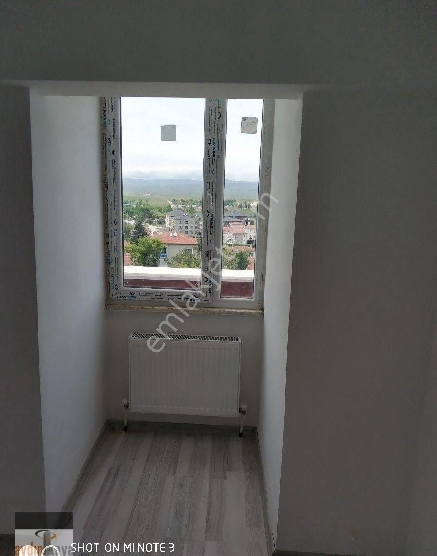 Zincirlikuyu Mahallesi'nde Kiralık 3+1 Asansörlü Dubleks Daire - Görsel 2