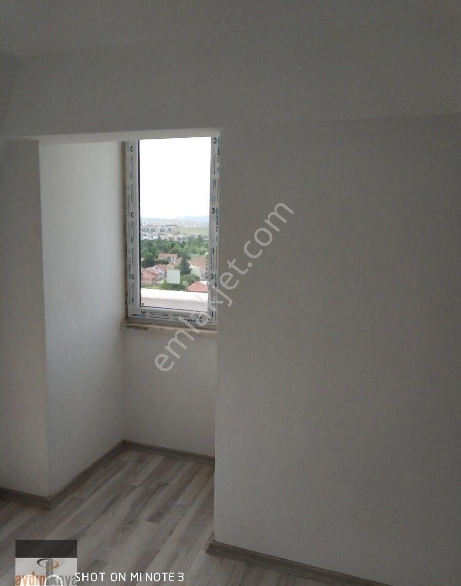 Zincirlikuyu Mahallesi'nde Kiralık 3+1 Asansörlü Dubleks Daire - Görsel 3