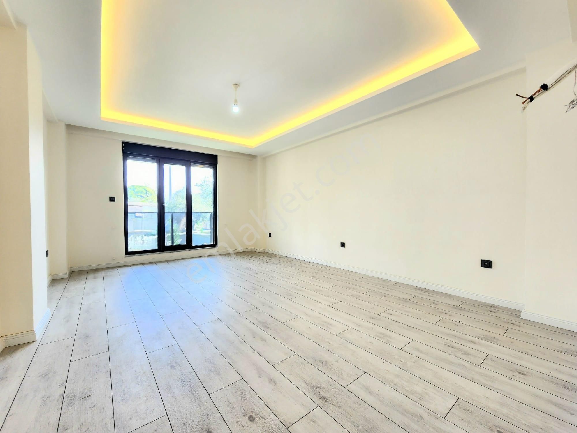 ▶ ▶ Akçay Körfez'den 350 M2 Arsa İçinde Geniş Bahçeli 7+1 Bağımsız Tek Müstakil - Görsel 35