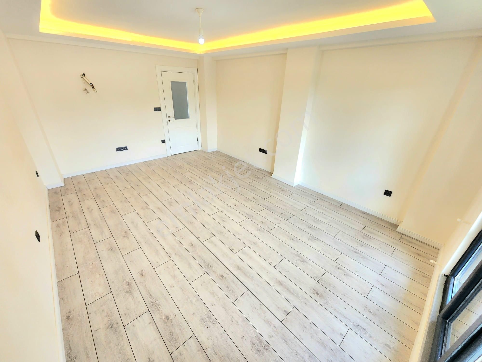 ▶ ▶ Akçay Körfez'den 350 M2 Arsa İçinde Geniş Bahçeli 7+1 Bağımsız Tek Müstakil - Görsel 12
