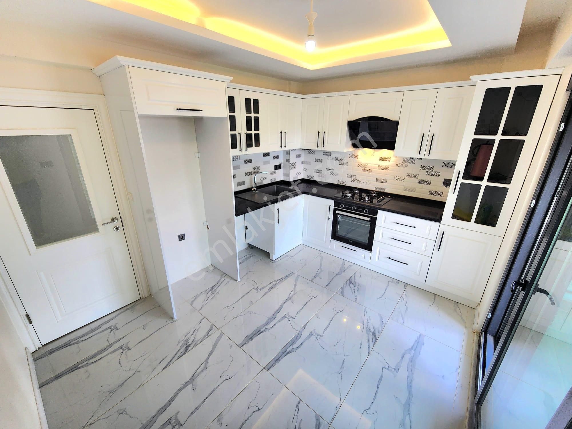 ▶ ▶ Akçay Körfez'den 350 M2 Arsa İçinde Geniş Bahçeli 7+1 Bağımsız Tek Müstakil - Görsel 8