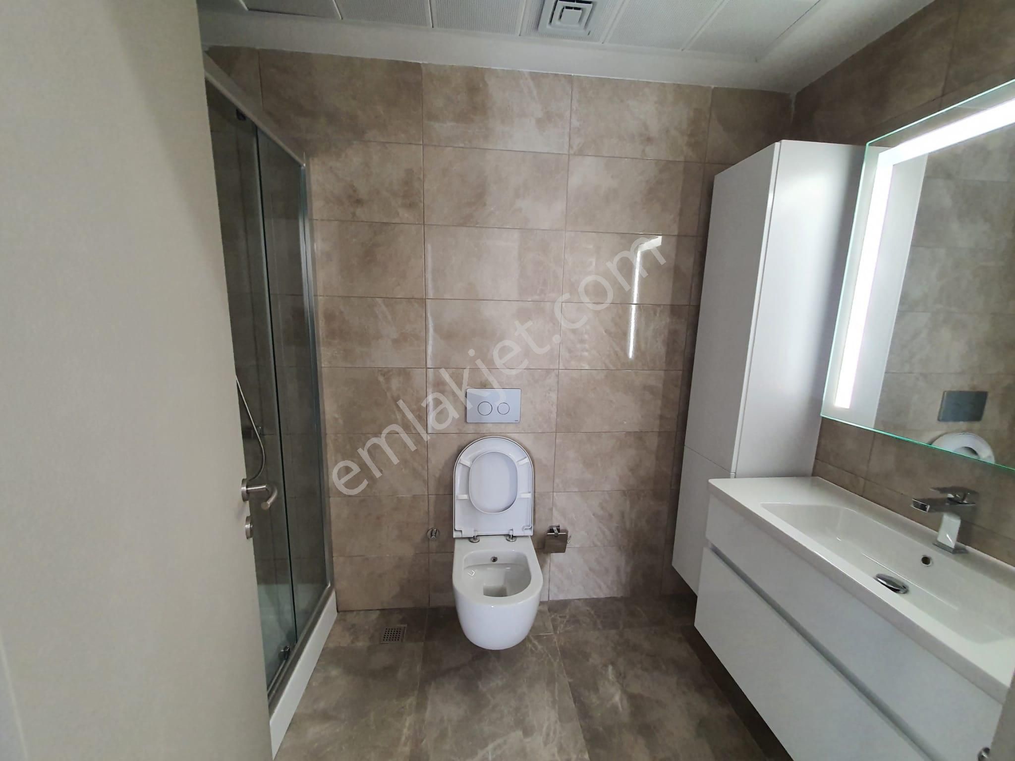 Turyaptan Emlak Konutta Yüksek Katta Manzaralı Satılık Daire 3+1 159 M2 - Görsel 20