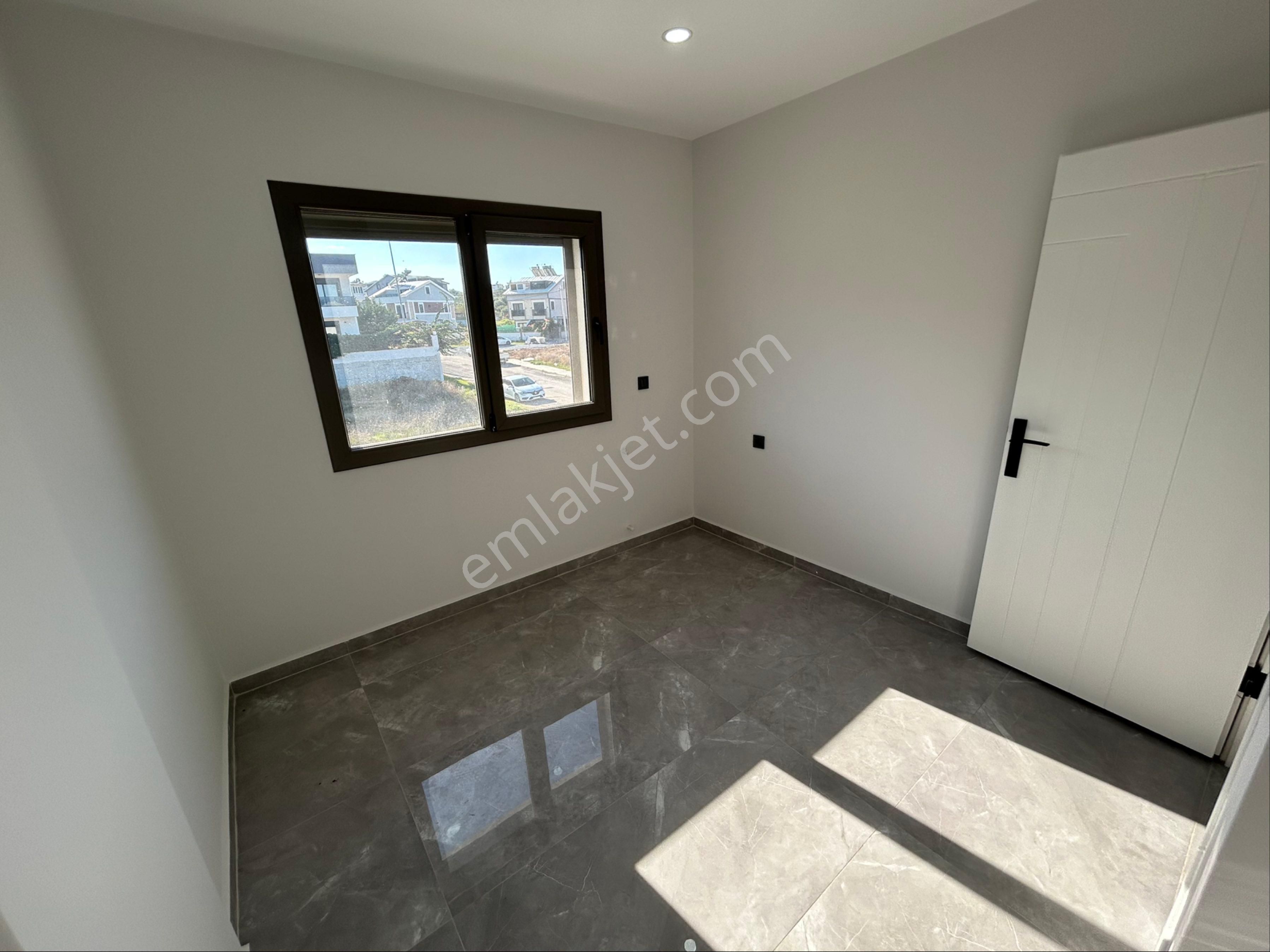 Didim Hisarda Havuzlu Sitede Köşe Villa - Görsel 29