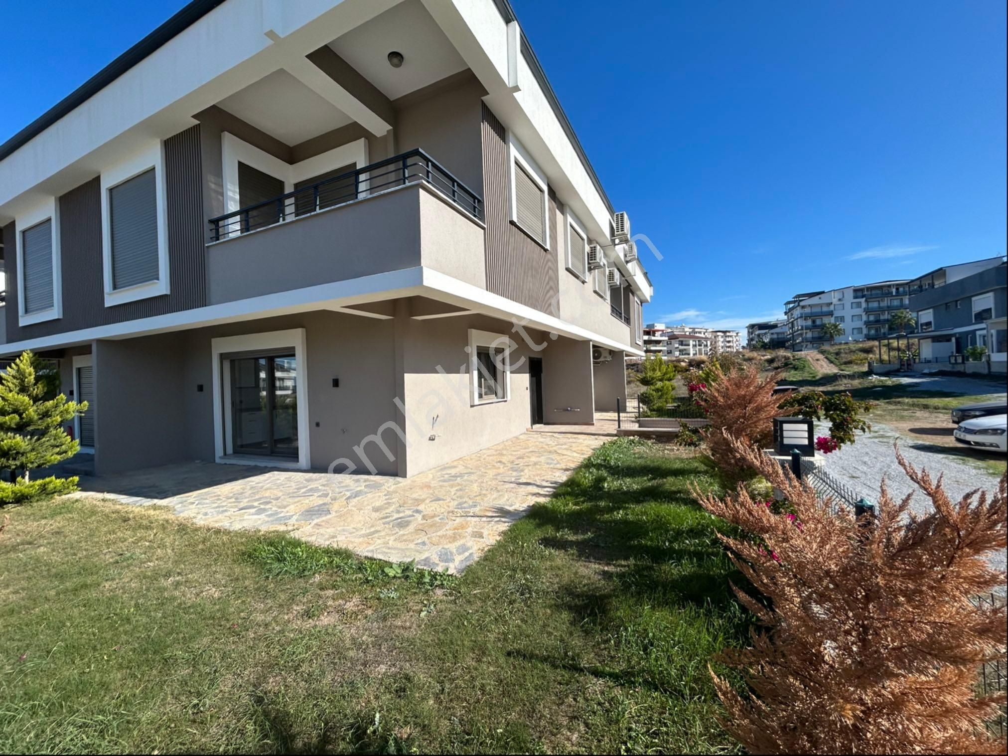 Didim Hisarda Havuzlu Sitede Köşe Villa - Görsel 26