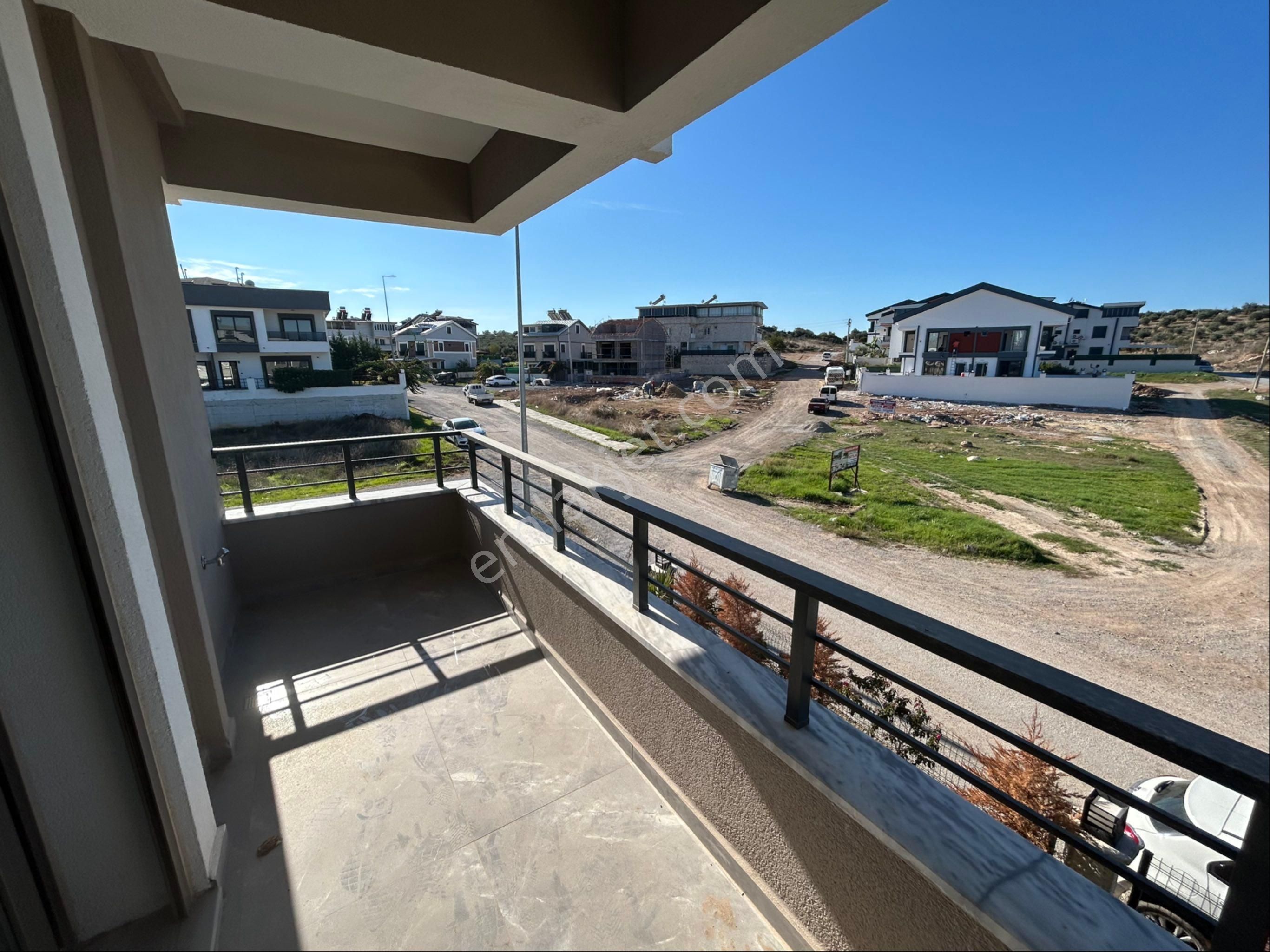 Didim Hisarda Havuzlu Sitede Köşe Villa - Görsel 28