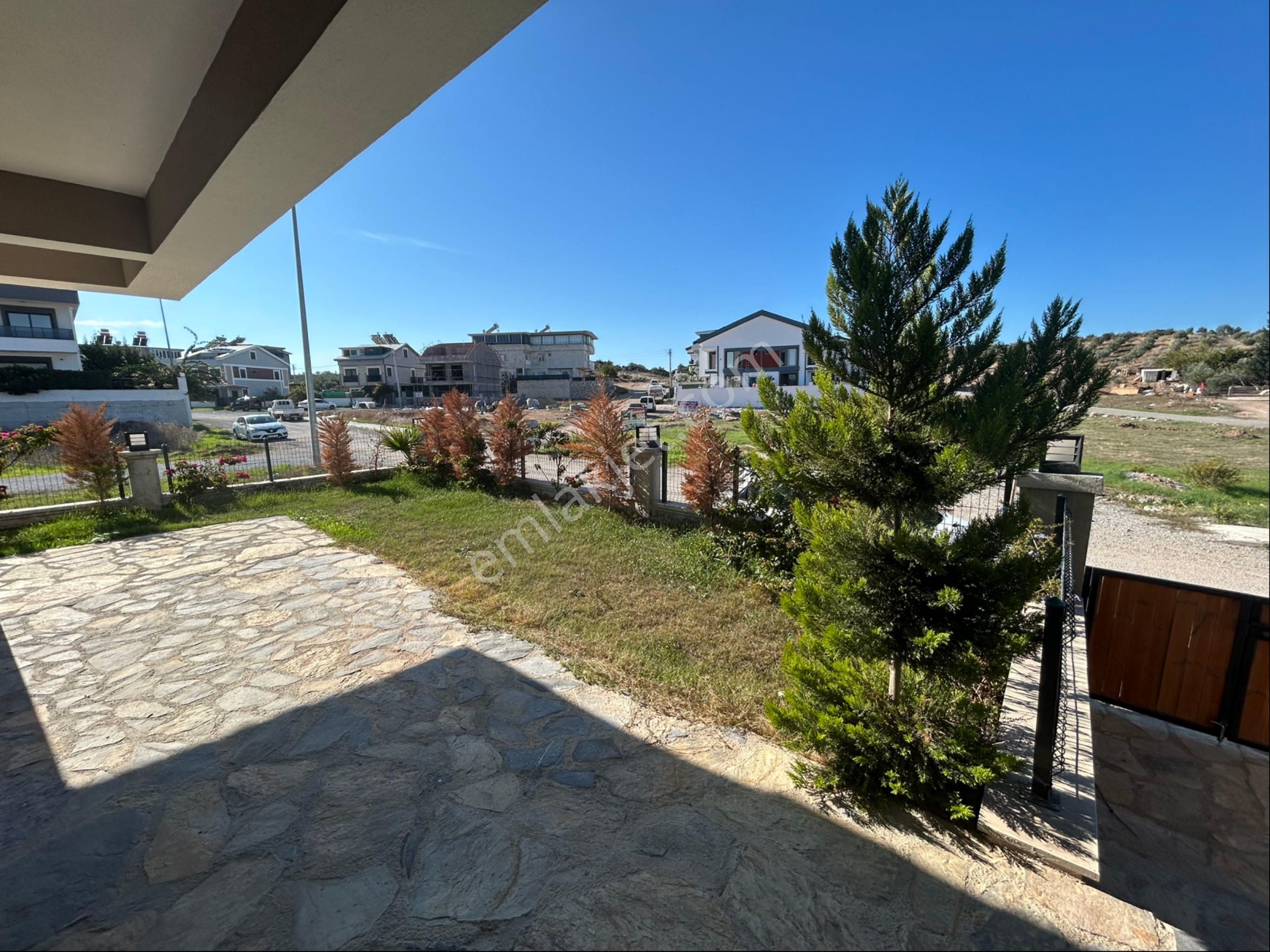 Didim Hisarda Havuzlu Sitede Köşe Villa - Görsel 27