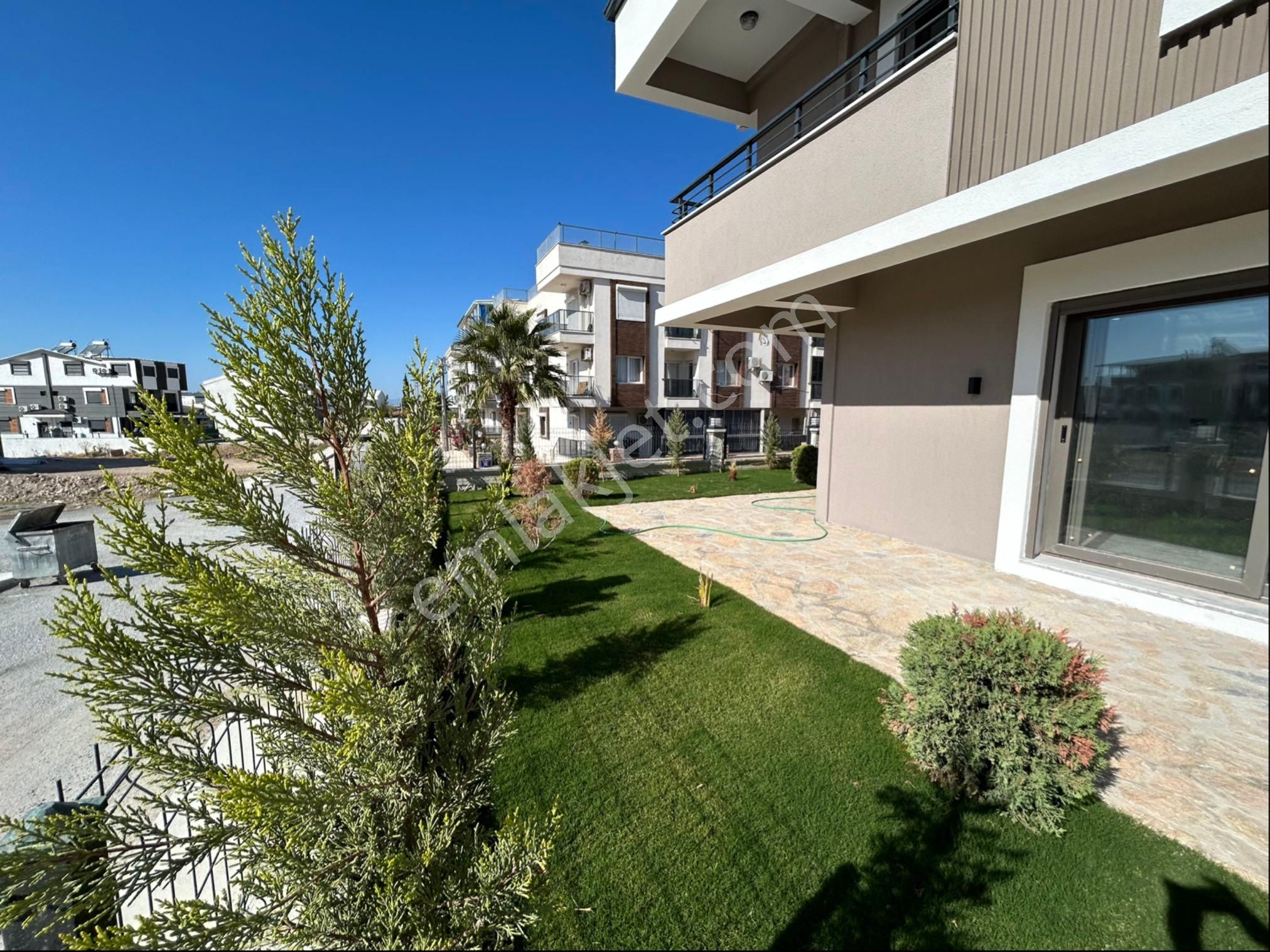 Didim Hisarda Havuzlu Sitede Köşe Villa - Görsel 7