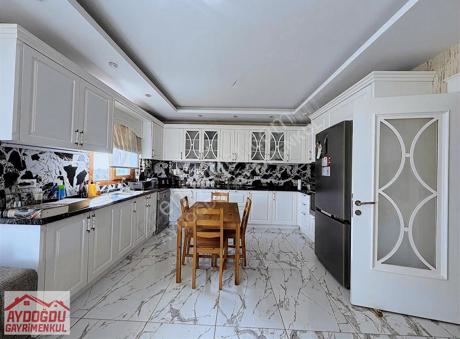 Aydoğdu Gayrimenkulden 50.yıl'da Satılık 4+1 Daire - Görsel 11