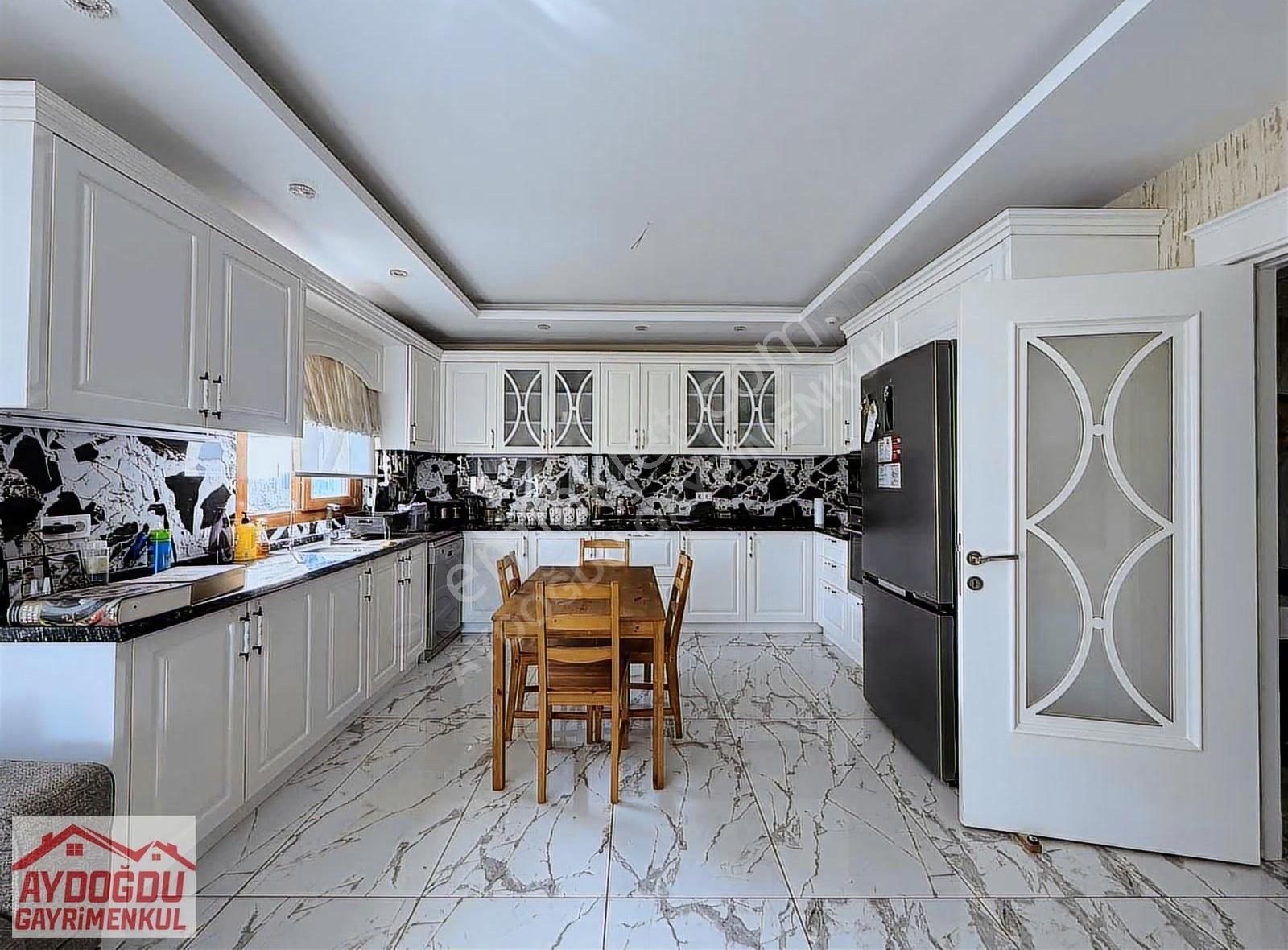 Aydoğdu Gayrimenkulden 50.yıl'da Satılık 4+1 Daire - Görsel 14