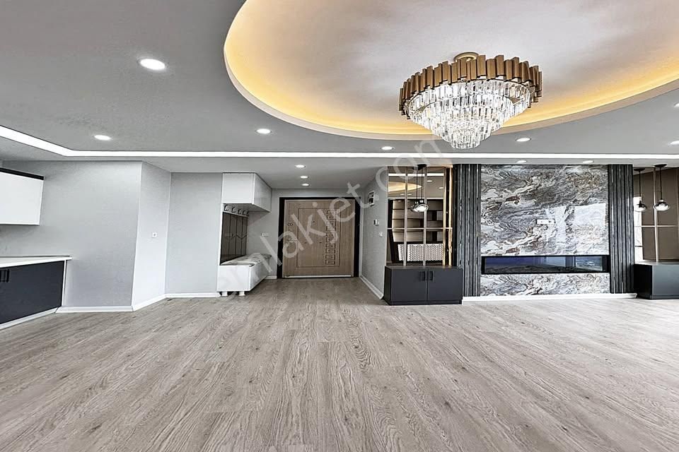 Alyans Life İnşaat'tan Site İçerisinde Geniş Ferah Daire - Görsel 3